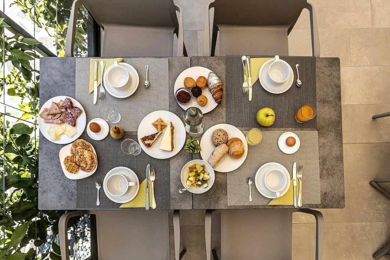 ***  Hotel Livia Gargnano Italy