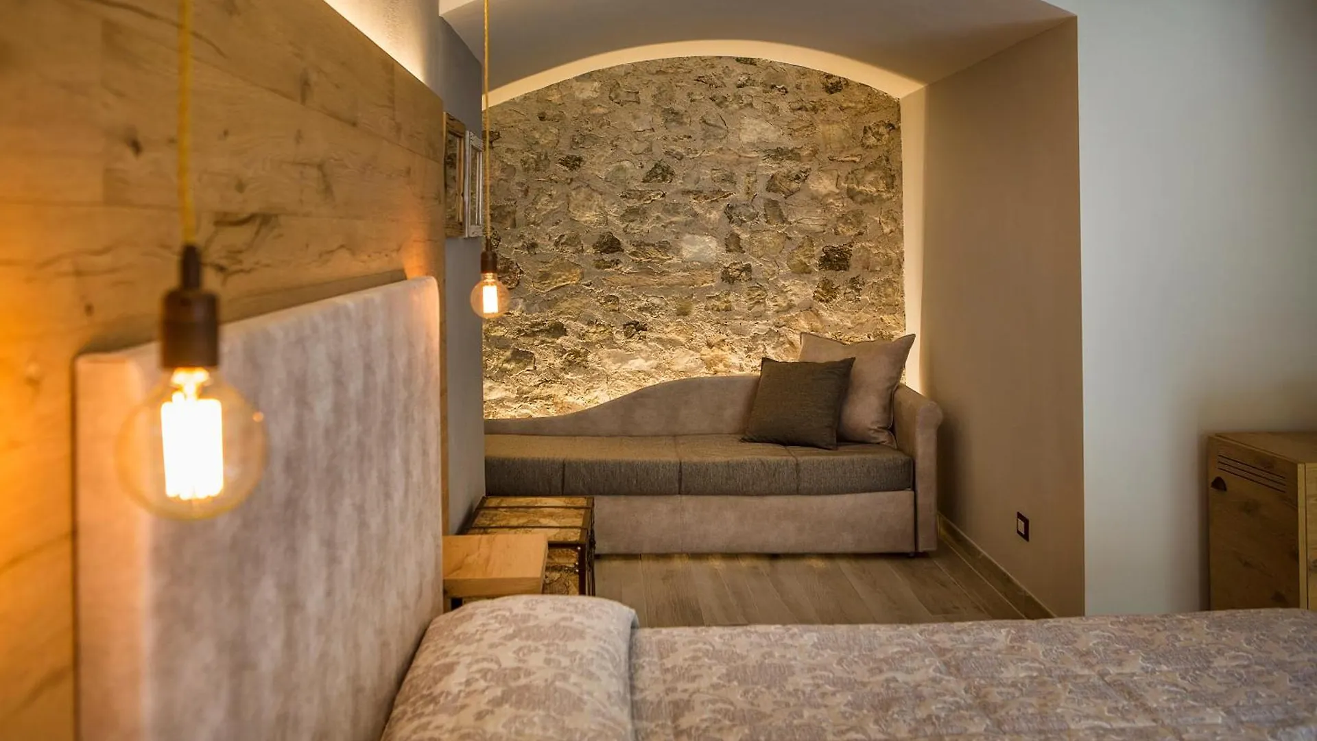 Hotel Livia Gargnano