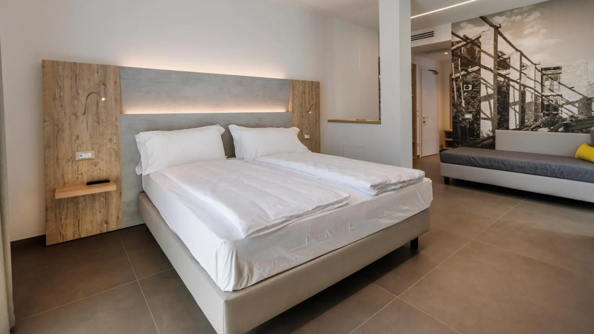 Hotel Livia Gargnano