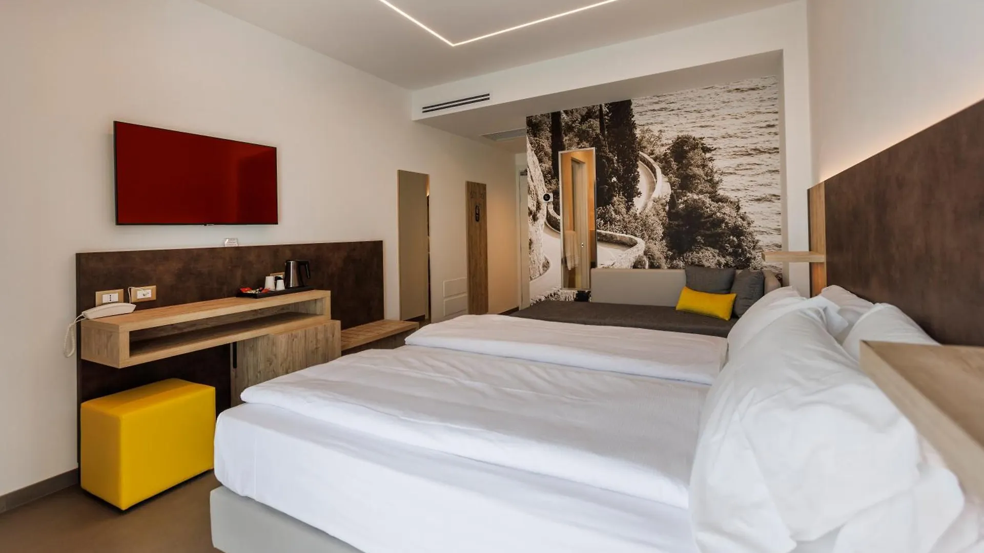 Hotel Livia Gargnano