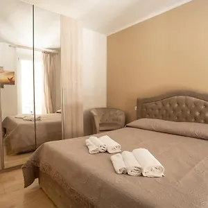 https://le-stelle-della-spezia.hotelitalianriviera.com
