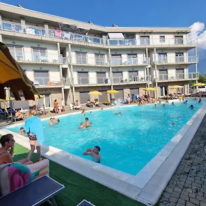 Hotel apartamentowy Alessandra, Domaso